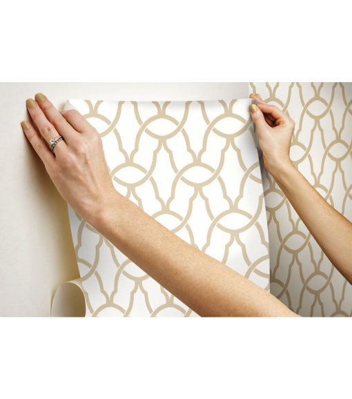 RoomMates Wallpaper Gold Trellis - Image 7