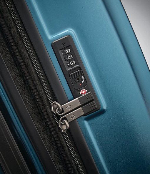 Octiv Large Spinner Suitcase - Image 4
