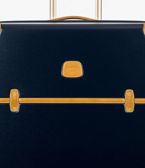 Bellagio 2.0 30 Lightweight Spinner Suitcase - Image 5