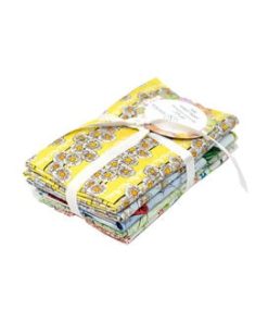 Stitch   Sparkle Maries Picnic 18 x21  5pcs Cotton Fabric Quarter Bundle