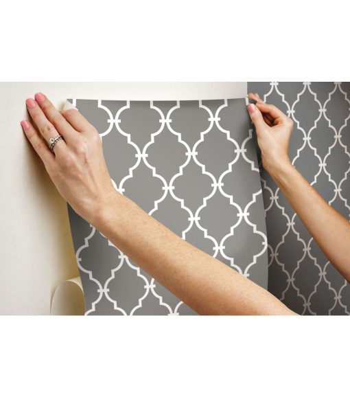 RoomMates Wallpaper Grey Modern Trellis - Image 7