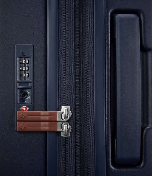 Virtuosa Expandable Carry-On Spinner Suitcase - Image 5